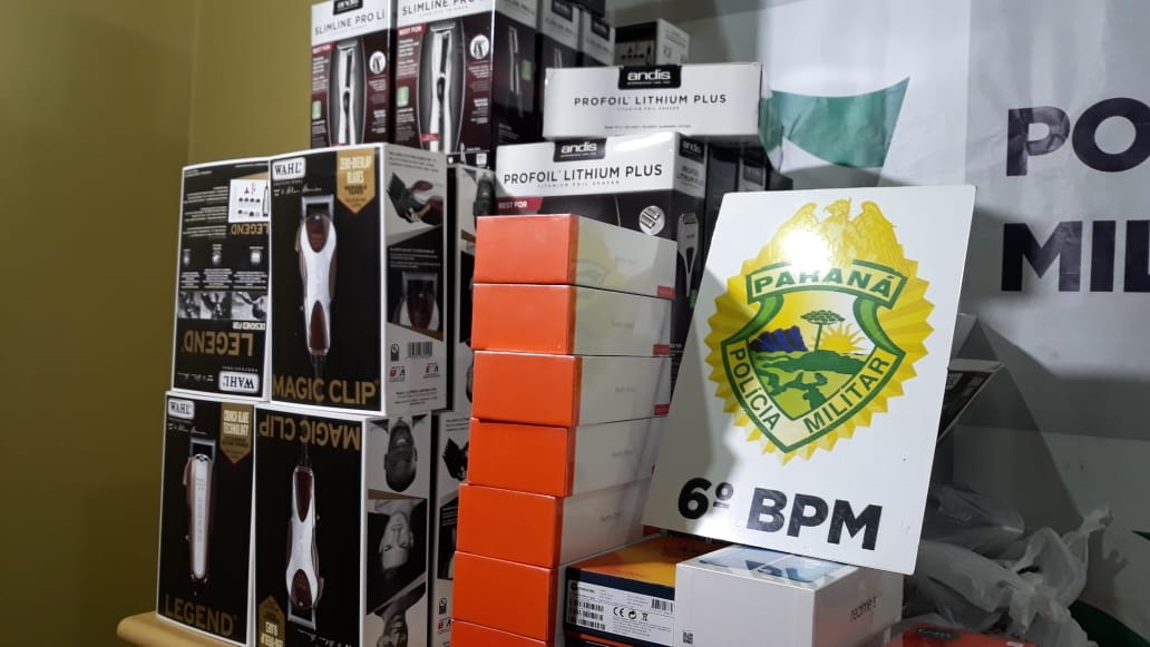 PM fala sobre apreensão de mercadorias contrabandeadas apreendidas na Rodoviária de Cascavel Imagem referente a PM fala sobre apreensão de mercadorias contrabandeadas apreendidas na Rodoviária de Cascavel