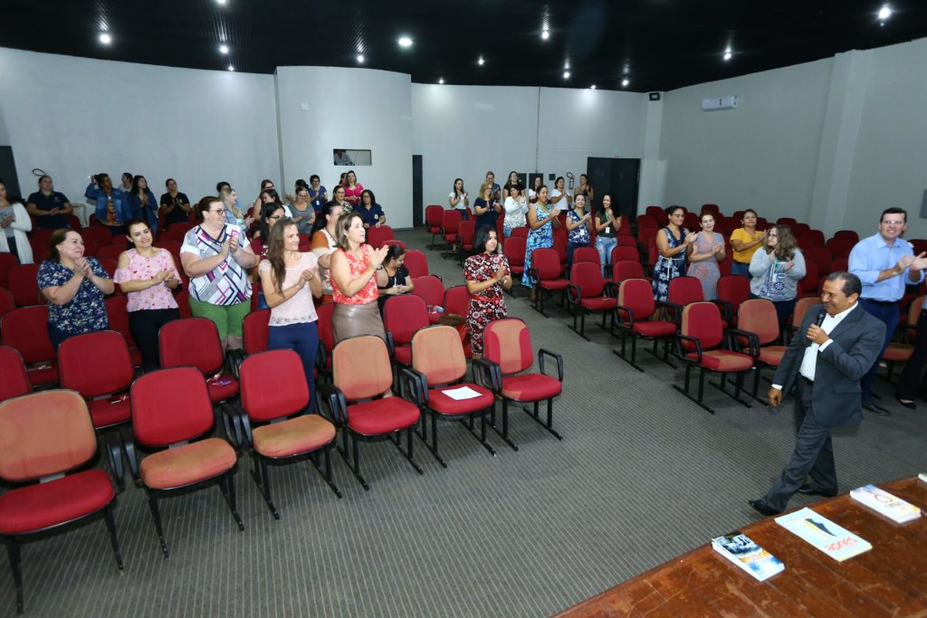 Servidoras participam de palestra sobre saúde e autoestima