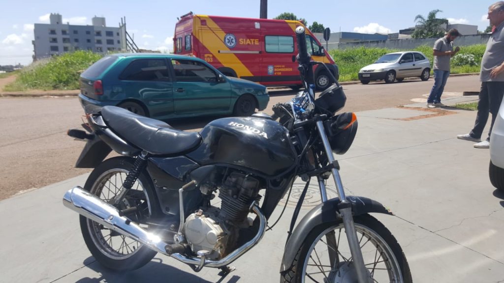 Motociclista fica ferido em acidente na Av. Estados Unidos Motociclista fica ferido em acidente na Av. Estados Unidos