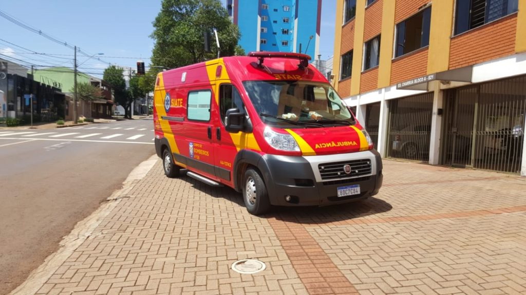 Menino de um ano é socorrido ao cair em imóvel no Centro
