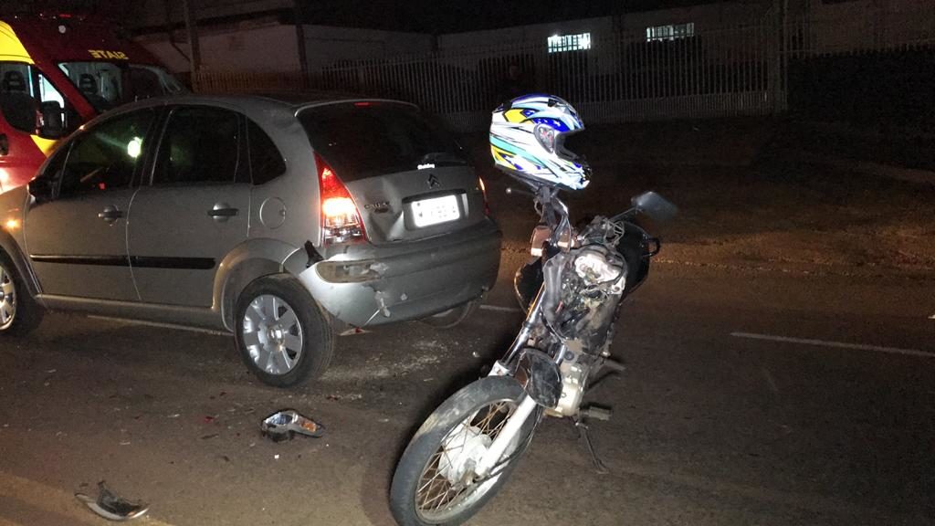 Colisão traseira deixa motociclista ferido às margens da PRc-467, no Bairro Periolo