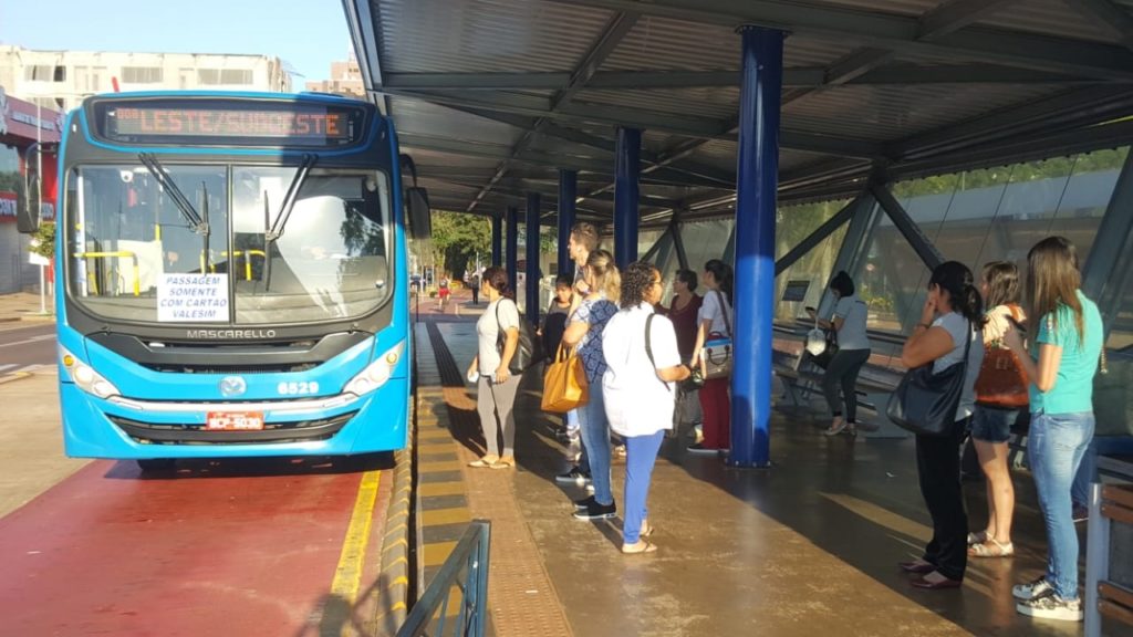 Greve no transporte: frota de 50% atenderá população a partir de segunda-feira