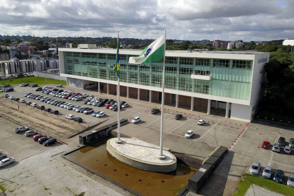 Sancionada lei federal que prevê repasse de R$ 1,9 bilhão ao Paraná