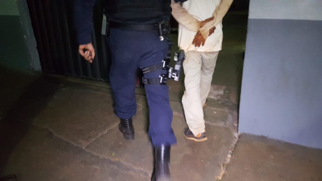 Procurado pela Justiça por crime de estupro de vulnerável é preso durante abordagem no bloqueio sanitário na BR-467