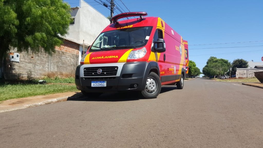 Idosa de 84 anos recebe atendimento do Siate no Bairro Brasília