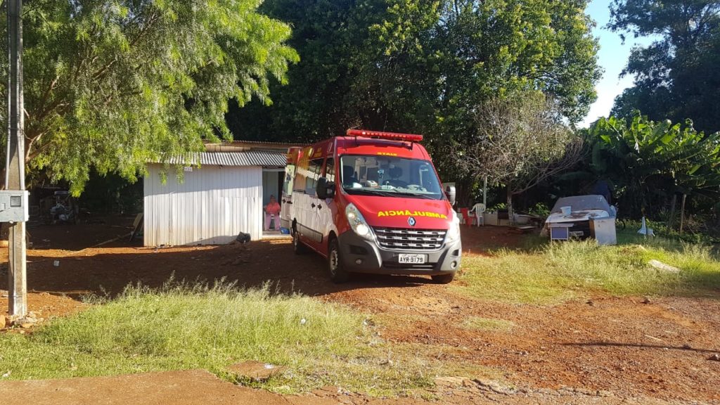 Idosa fica ferida ao sofrer queda na Vila Tolentino