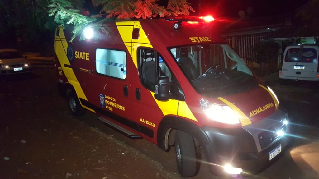 Espelho cai e atinge criança de 2 anos no Bairro Brasília Espelho cai e atinge criança de 2 anos no Bairro Brasília
