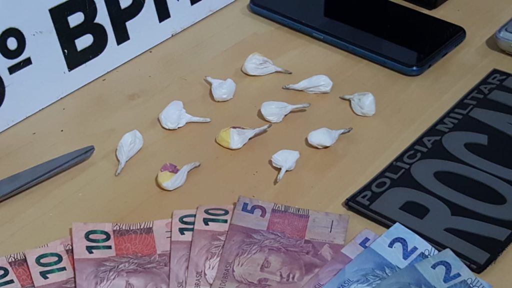 Polícia Militar encaminha cinco pessoas para a delegacia