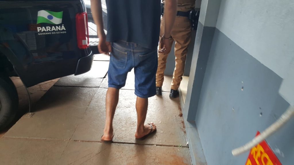 Homem é preso após agredir ex-mulher