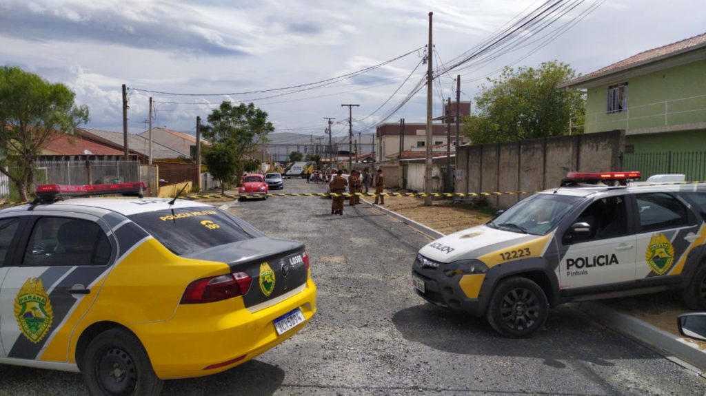 Advogado mata a ex na frente dos filhos e se entrega à polícia em Pinhais