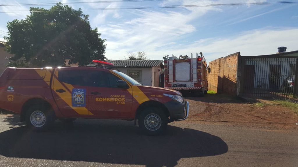 Bombeiros são mobilizados para combate a suposto incêndio no Bairro Santa Felicidade
