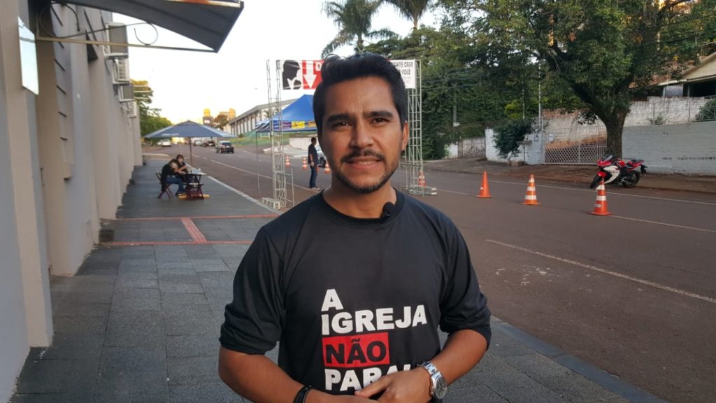 Igreja A Verdade Que Liberta promove ‘drive-thru’ de orações e arrecadação de alimentos para famílias necessitadas