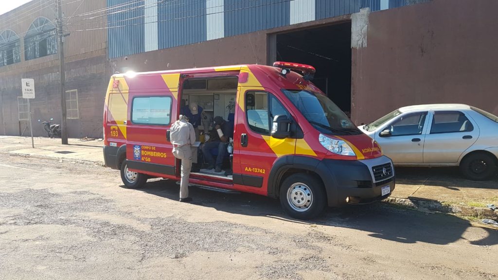 Trabalhador sofre acidente com máquina no Pioneiros Catarinenses