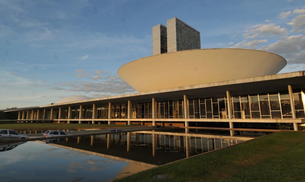 Falta de acordo cancela instalação da Comissão Mista de Orçamento