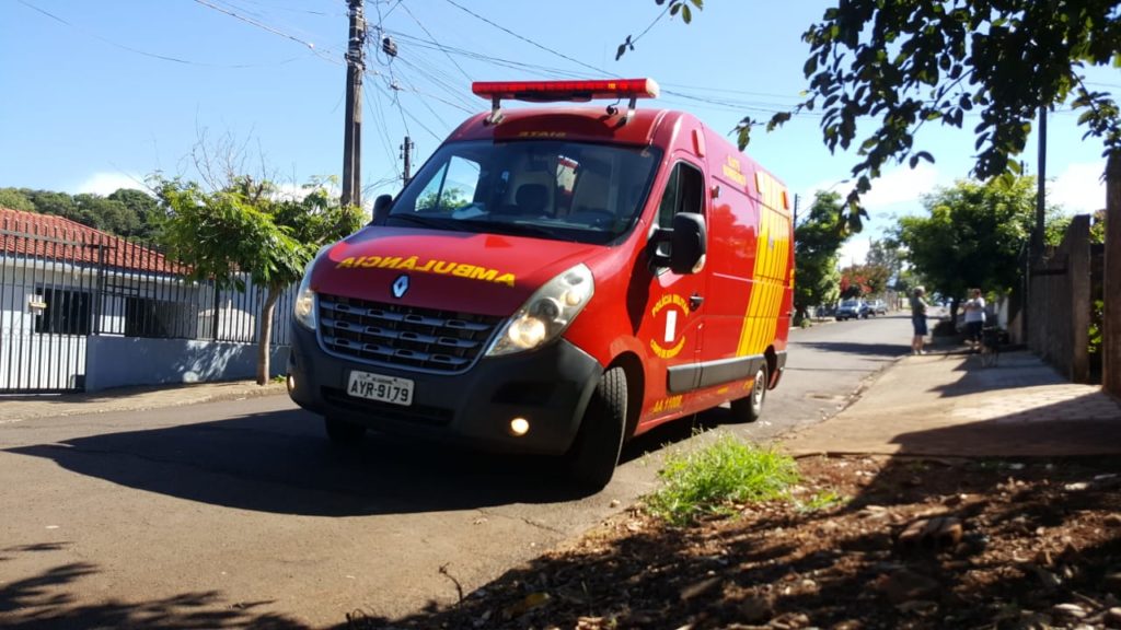 Idoso de 93 anos é socorrido pelo Siate no Bairro Guarujá