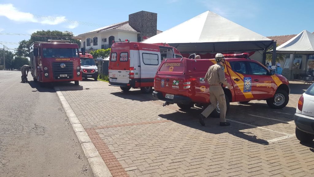 Jovem sobe no telhado da UPA Brasília e equipes de socorro são mobilizadas