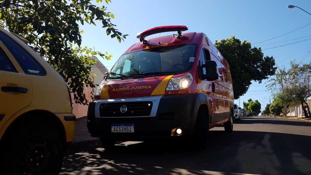 Idosa de 87 anos é vítima de queda no Bairro Floresta