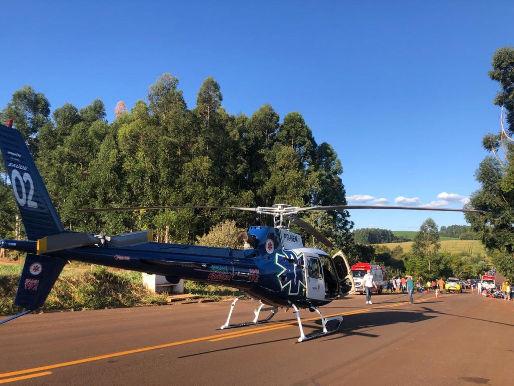 Vítima de acidente em Três Barras, motociclista é transportado de helicóptero ao HUOP