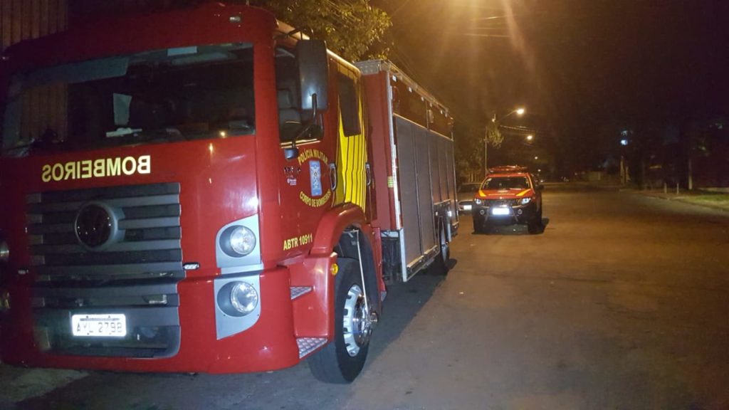 Bombeiros atendem homem no Bairro Neva