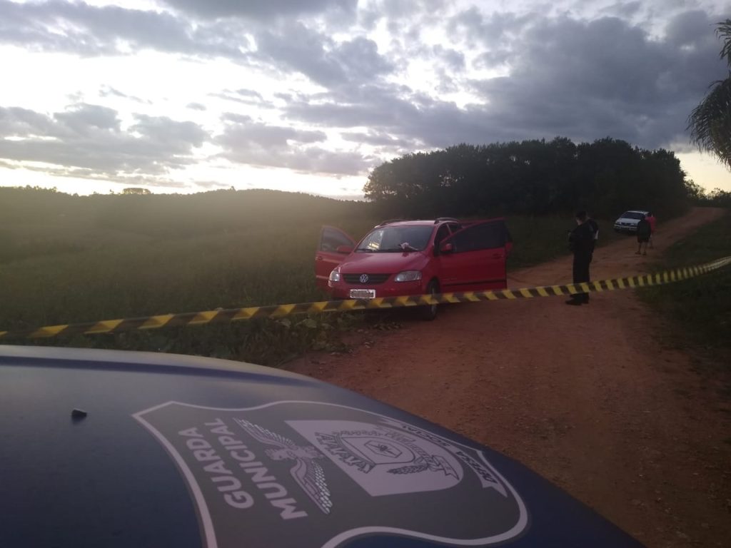 Homem mata jovem e liga para a família para se despedir em Mandirituba