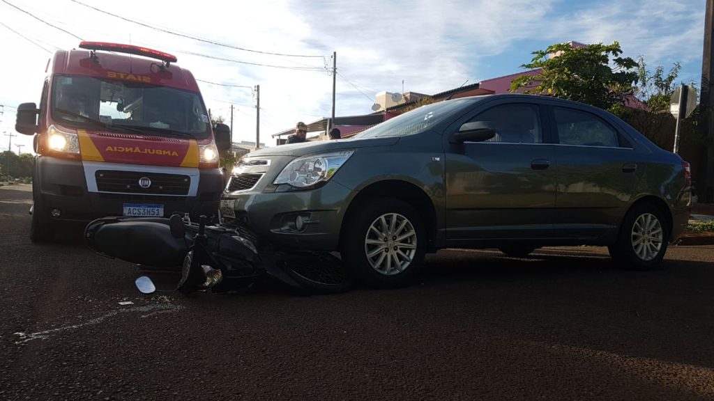 Duas pessoas ficam feridas em acidente no Bairro Floresta