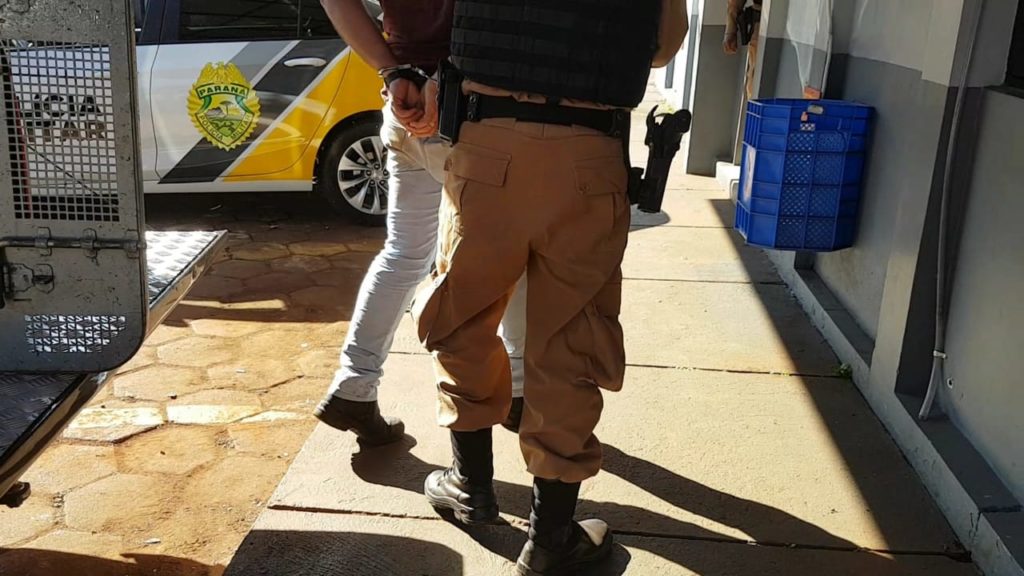 Homem é detido em ação do BPFron com 30 mil reais em mercadorias