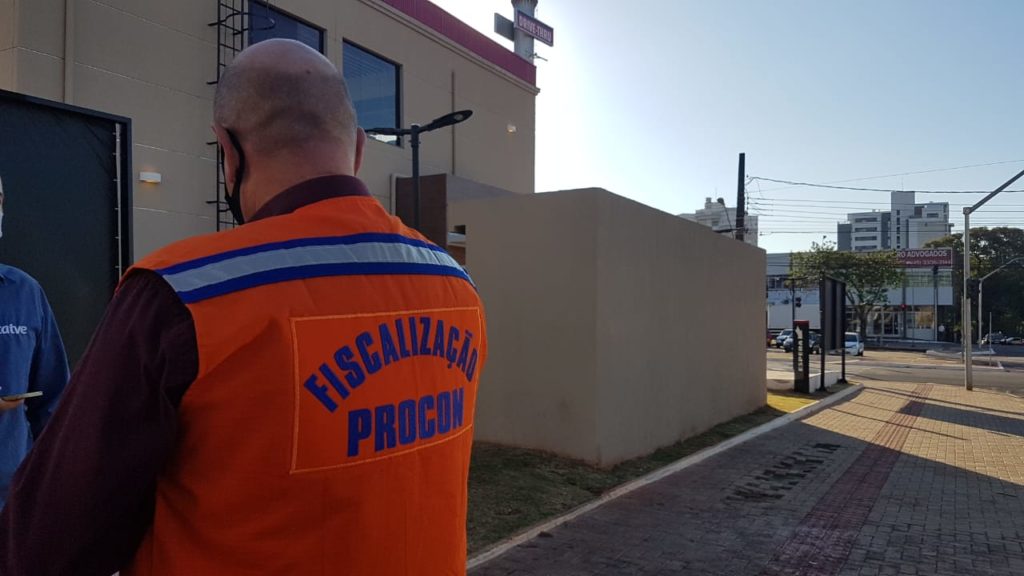 Procon prossegue com fiscalizações em estabelecimentos de Cascavel