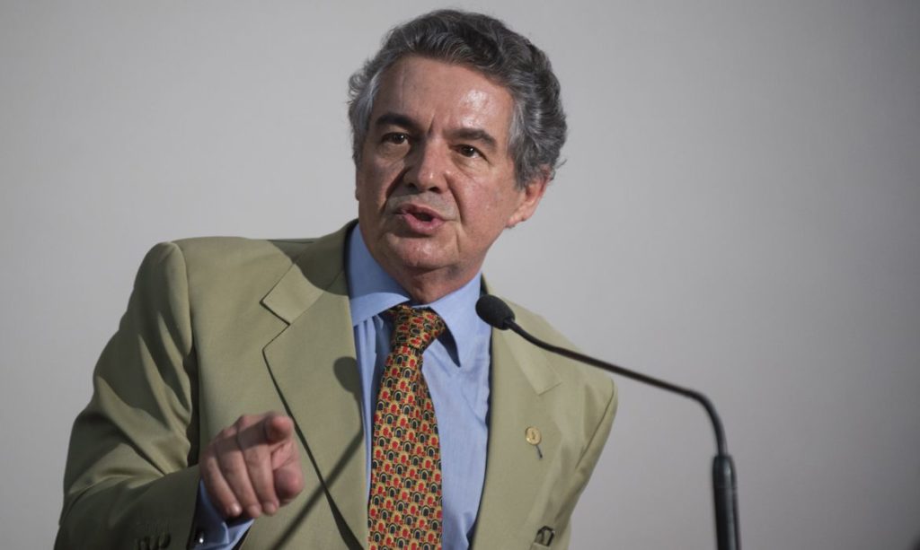 Marco Aurélio suspende inquérito que apura suposta interferência na PF