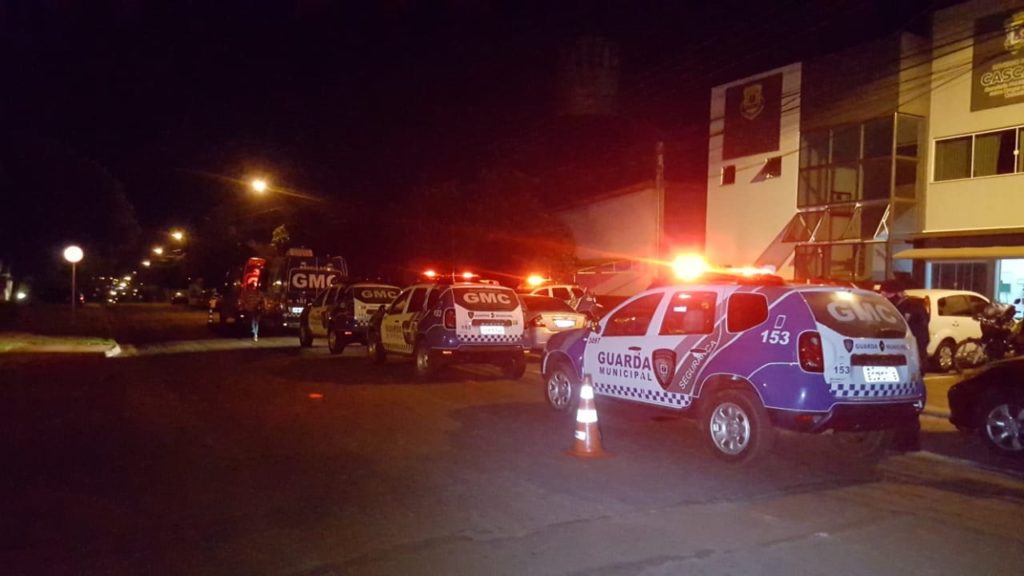 Forças de segurança saem às ruas para o Toque de Recolher, que vale das 21h às 06h