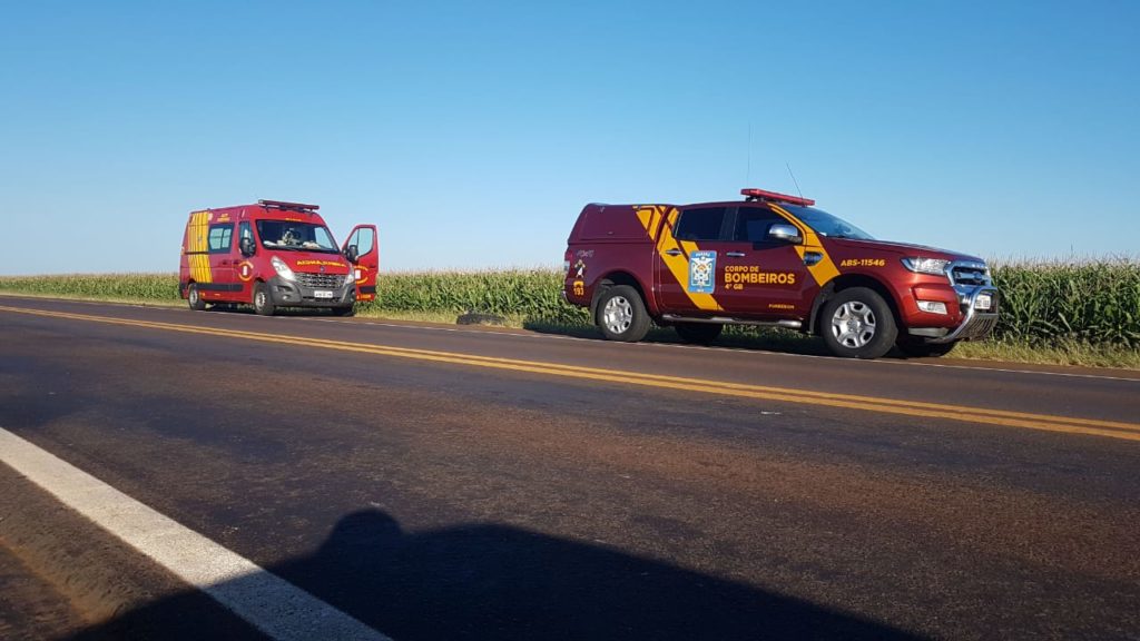 Jovem cai de moto é socorrido pelos Bombeiros na BR-163