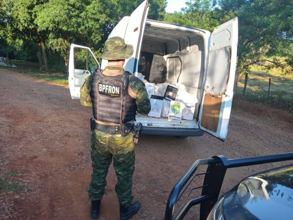 BPFron apreende cerca de R$ 100 mil em bebidas contrabandeadas em Barracão