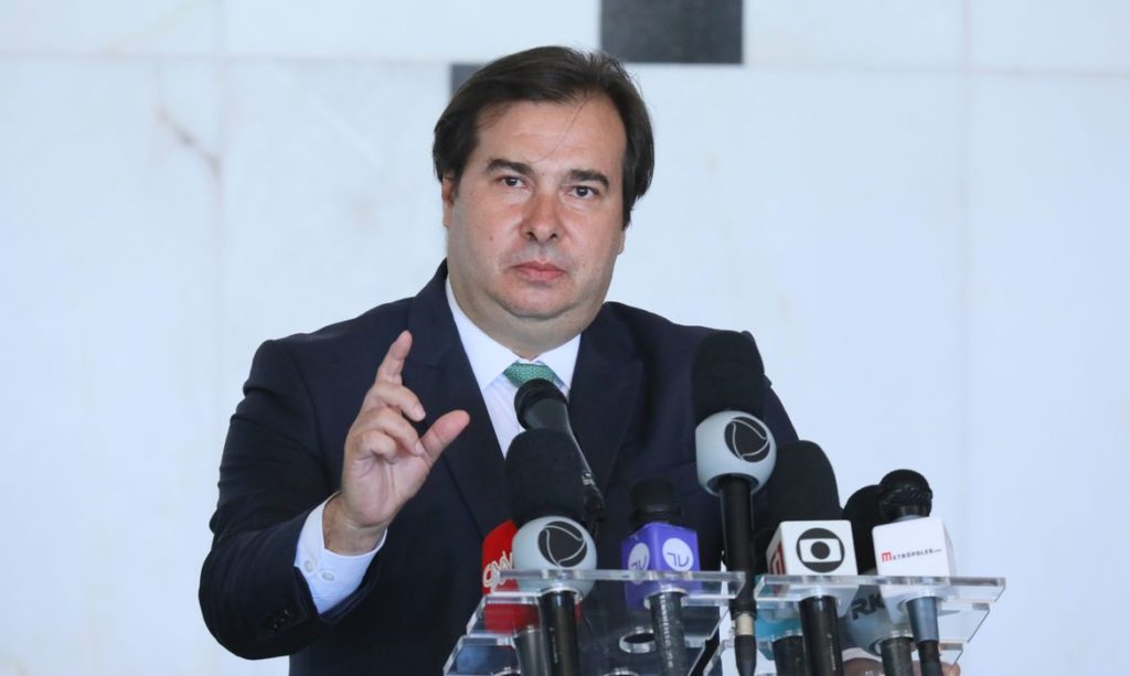 Rodrigo Maia pede a partidos que acabem com obstrução das votações