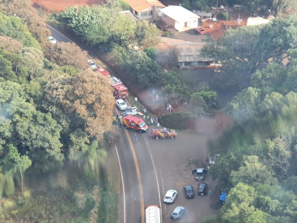 Adolescente socorrida de helicóptero após grave acidente na PR-180 segue na UTI do HU