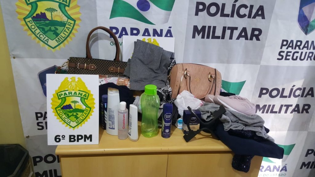 PM detém mulheres acusadas de furtar em lojas do Centro PM detém mulheres acusadas de furtar em lojas do Centro