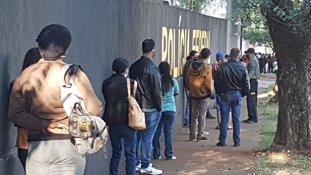 Caixa Econômica: longas filas são percebidas com ampliação do horário de atendimento