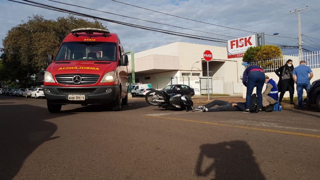 Homem fica ferido em acidente na Rua Recife, no Centro