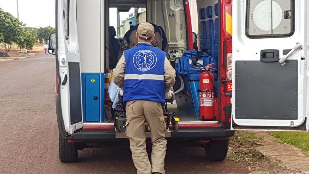 Gestante é socorrida ao sofrer queda no Brasmadeira