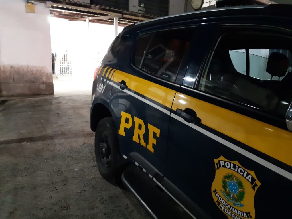 PRF prende um dos assaltantes mais procurados de Santa Catarina em Biguaçu, na BR 101