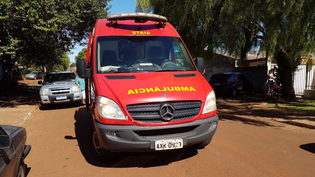 Criança fratura o braço em queda no Bairro Floresta