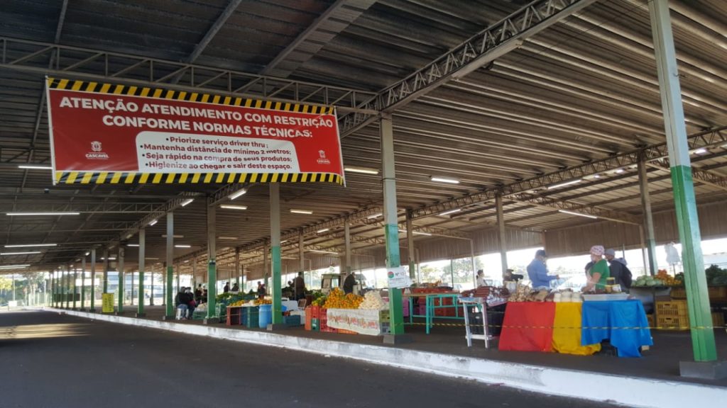 Feira do Pequeno Produtor será realizada no estacionamento do Teatro Municipal