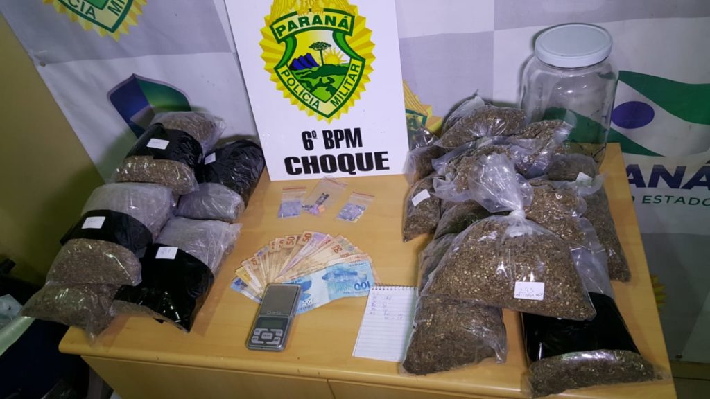 Choque detém dupla e apreende diversas porções de maconha, LSD e ecstasy