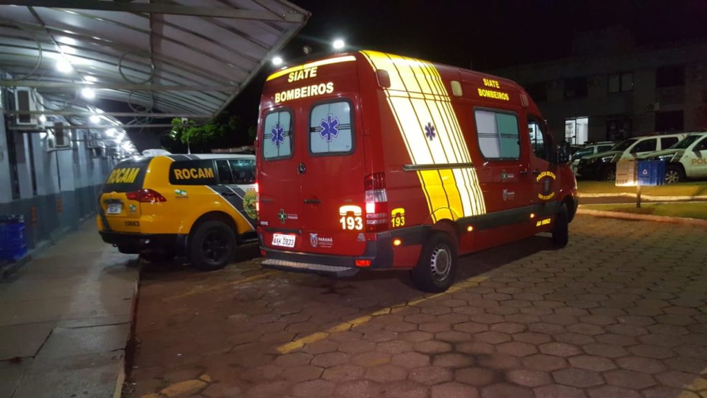 Detido pela PM, condutor de Jetta que causou acidente com 5 carros é atendido pelo Siate na 15ª SDP