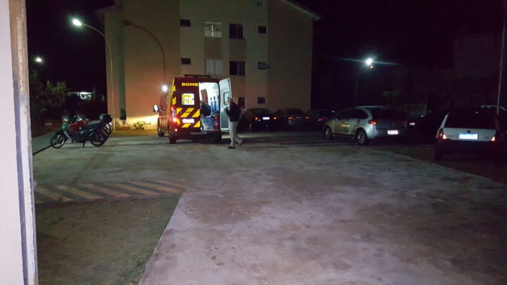 Idosa cai de cama e é socorrida pelo Siate no Bairro Floresta