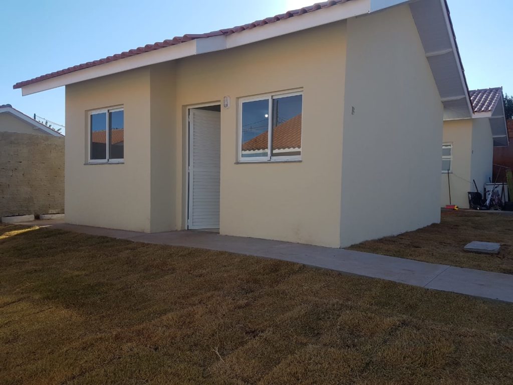 Famílias são contempladas com 20 casas populares no Jd. Veneza