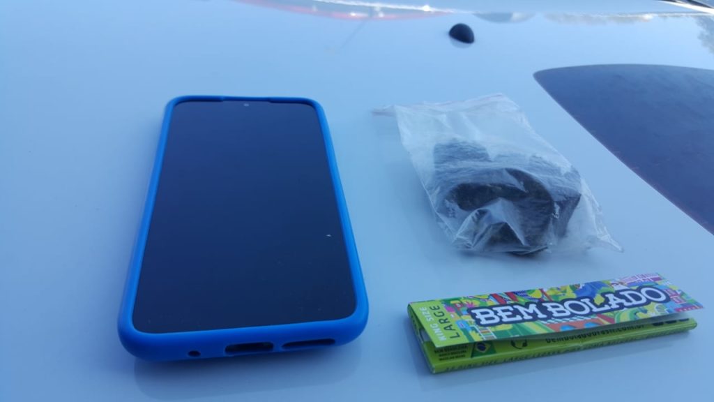 Rapaz de 18 anos que portava maconha é detido pela GM no Bairro Interlagos