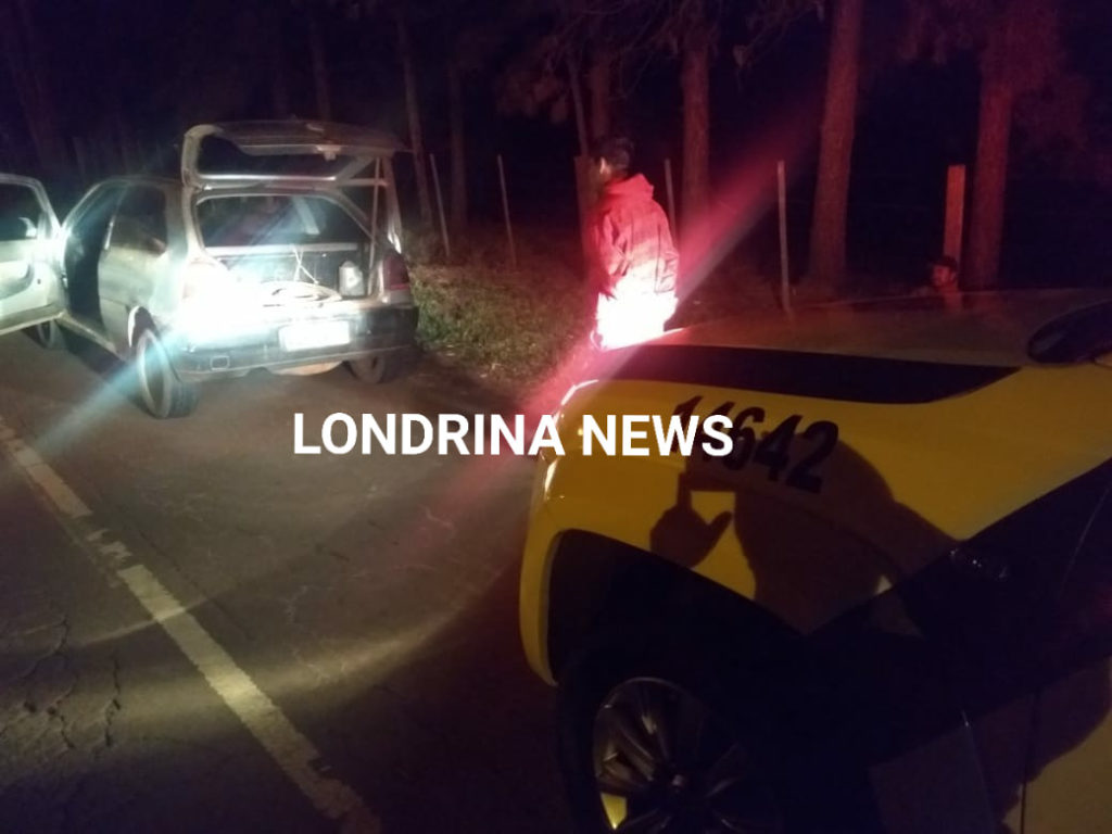 Veículo furtado há mais de um ano em Londrina é recuperado pela PM em Tamarana; um foi preso