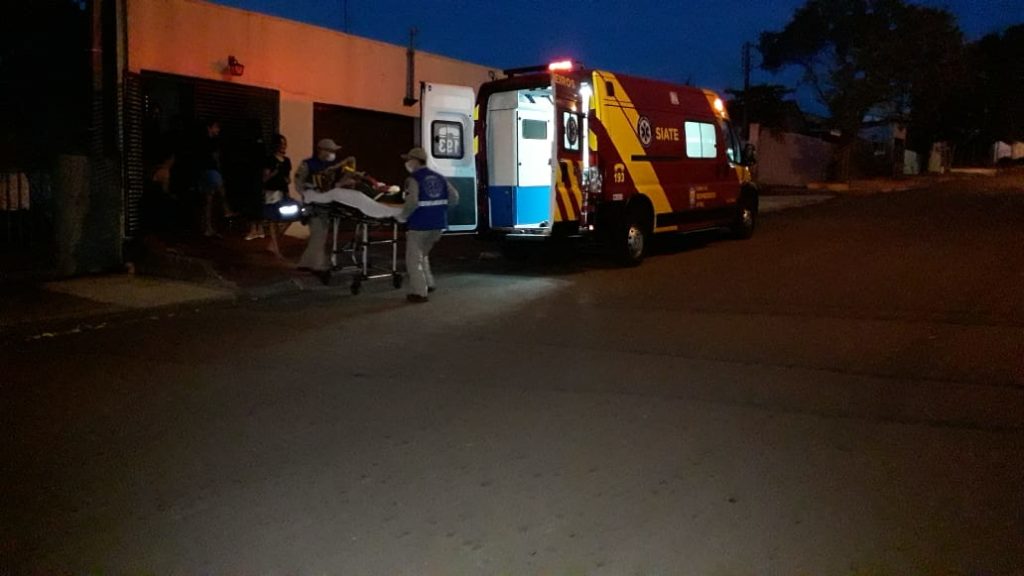 Idosa fratura joelho ao sofrer queda em casa no Floresta; Siate foi mobilizado