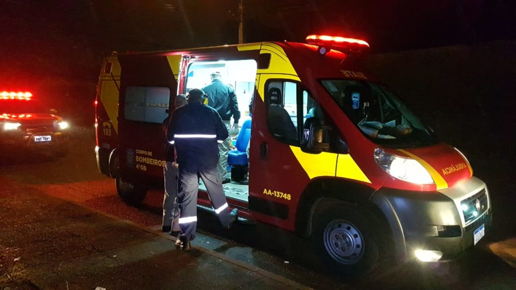 Motorista foge ao atropelar pedestre no Bairro Periolo