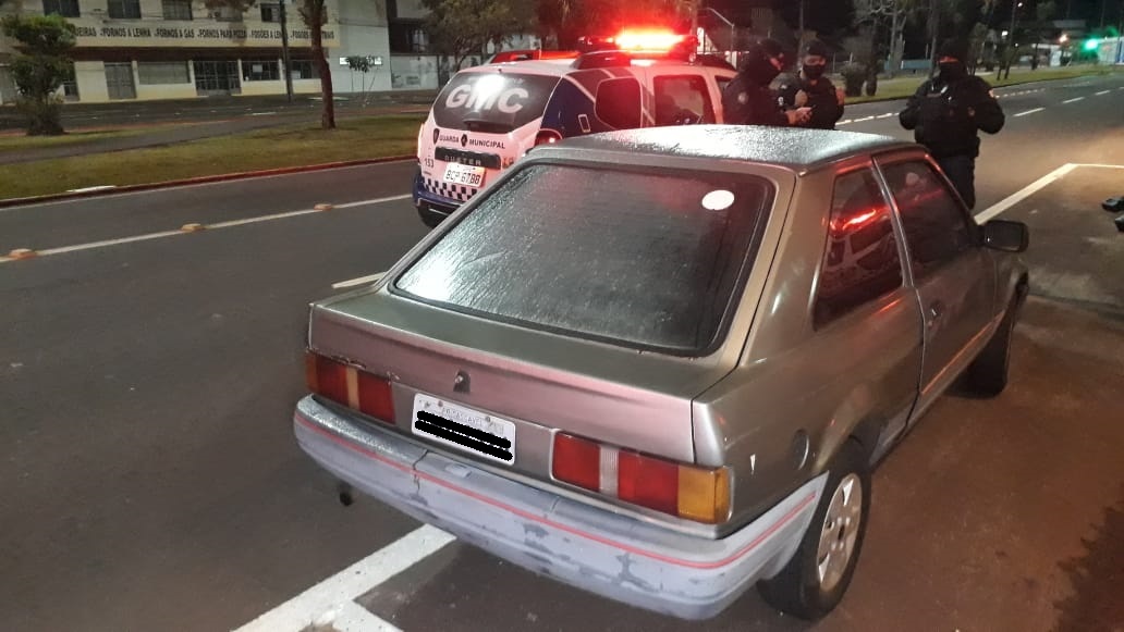 GMC flagra Escort sendo furtado e prende em flagrante autor do crime na Avenida Tancredo Neves Imagem referente a GMC flagra Escort sendo furtado e prende em flagrante autor do crime na Avenida Tancredo Neves