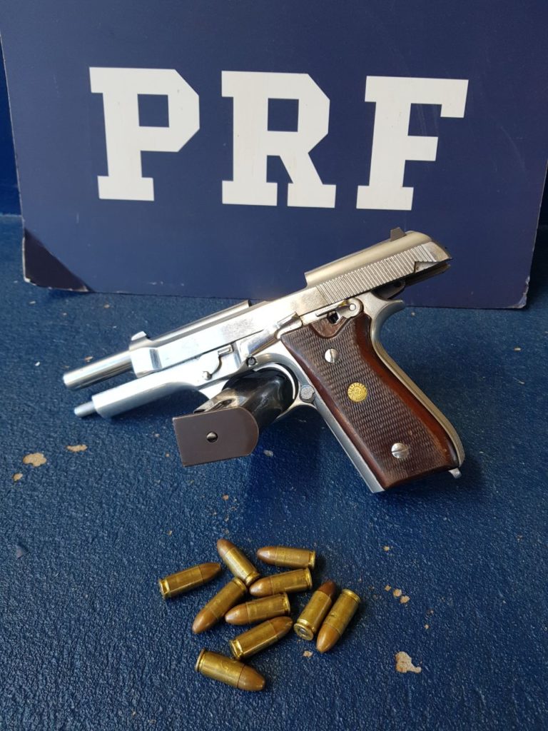 Homem é preso em posse de arma de fogo na BR-277, Céu Azul